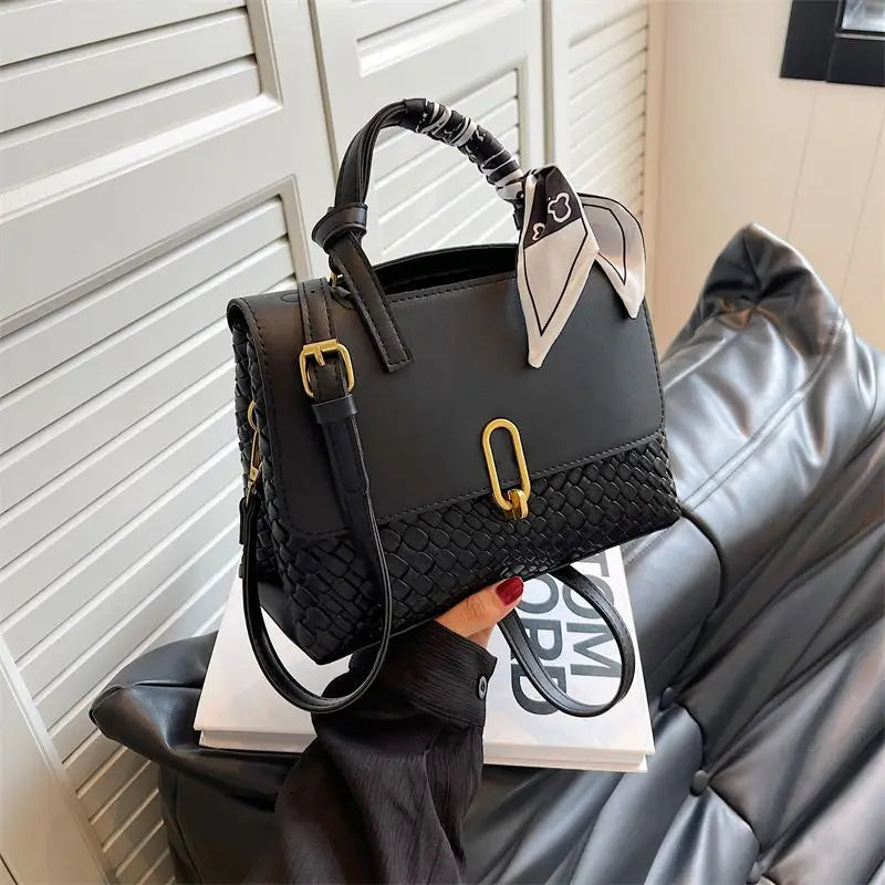 Article comforme à l'image, créez votre style en choisissant votre taille, couleur pour une satifaction parfaite!