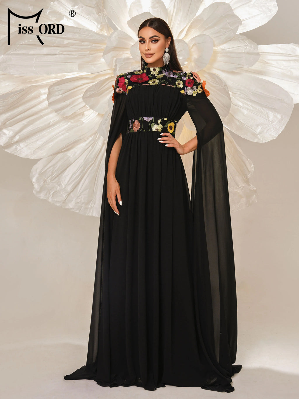 Article comforme à l'image, créez votre style en choisissant votre taille, couleur pour une satifaction parfaite!