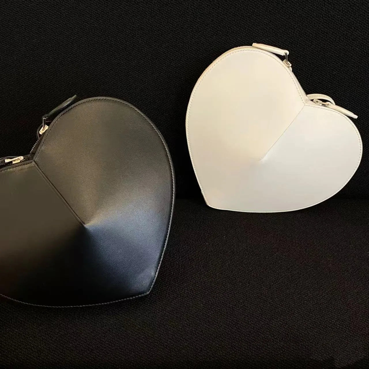 Article comforme à l'image, créez votre style en choisissant votre taille, couleur pour une satifaction parfaite!