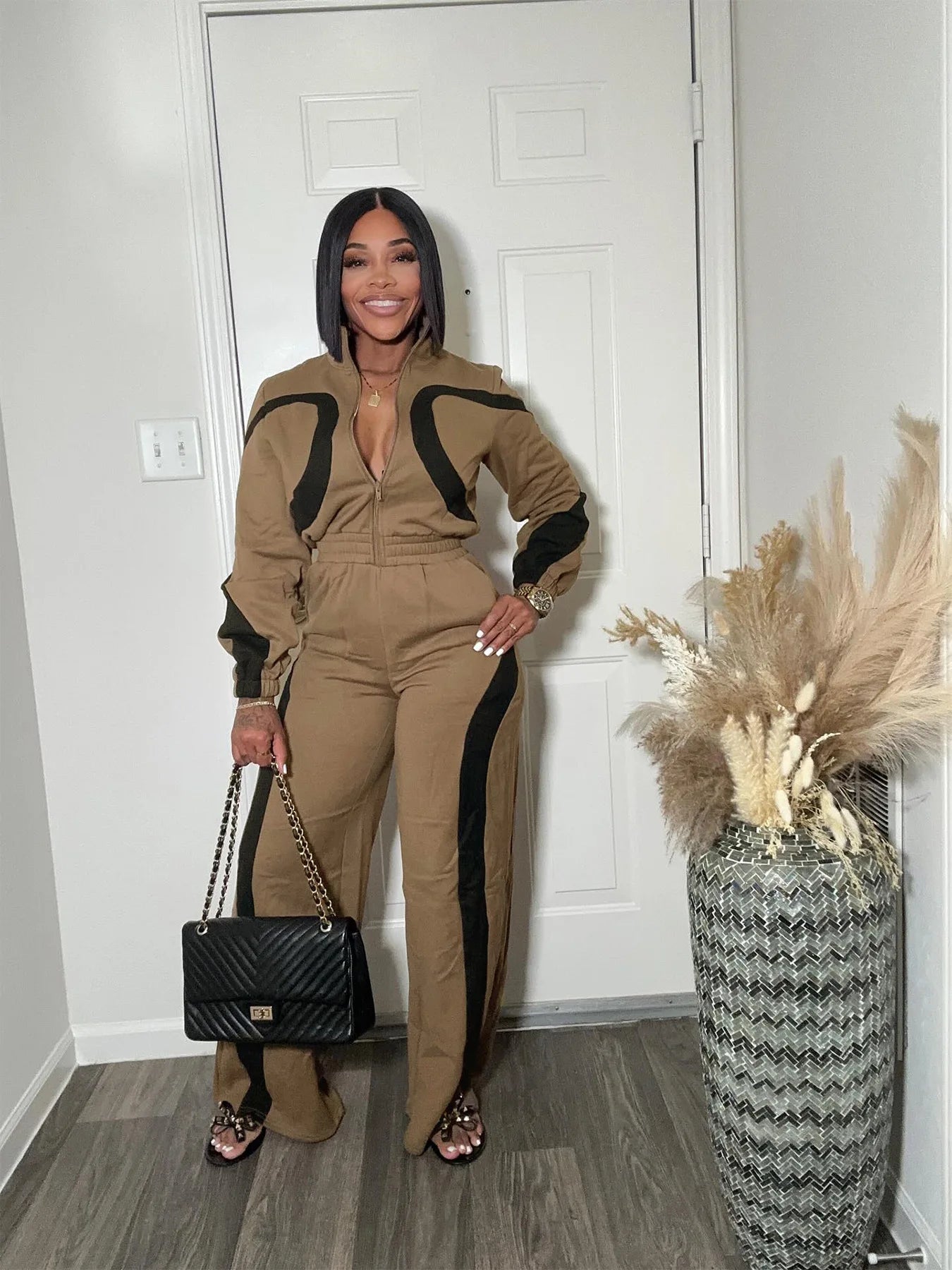 Article comforme à l'image, créez votre style en choisissant votre taille, couleur pour une satifaction parfaite!